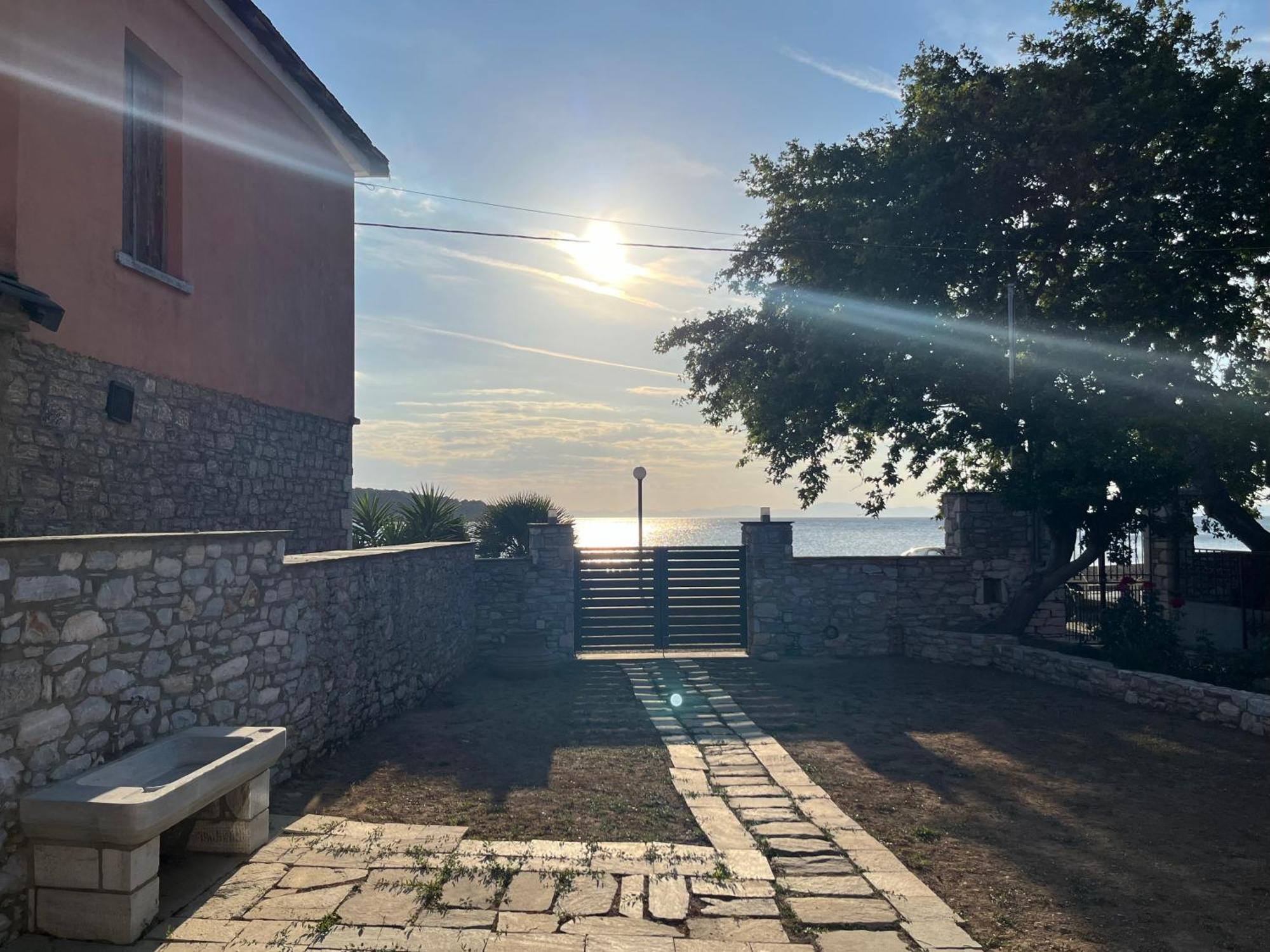 Eva Seaside House Villa Milína Buitenkant foto